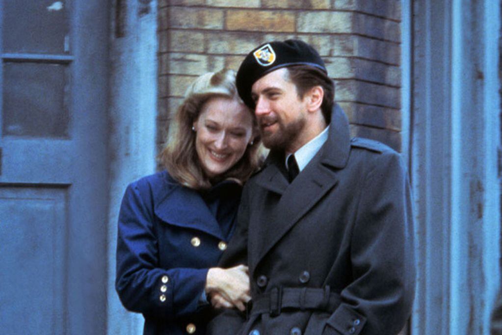Robert De Niro junto a Meryl Streep en "El francotirador" (Michael Cimino, 1978).