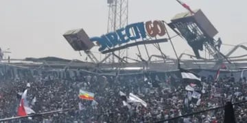 Colapsó el techo de una tribuna del estadio de Colo-Colo