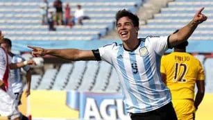  El delantero de River Giovanni Simeone fue el goleador del Sudamericano que ganó Argentina en Uruguay. (Archivo) 