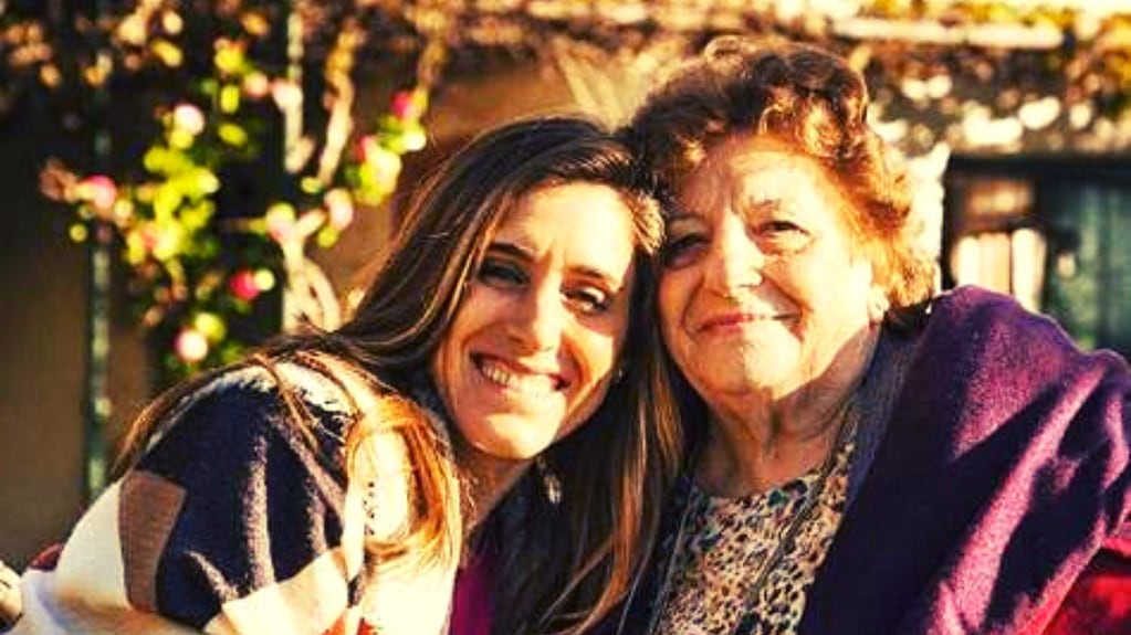 Soledad Pastorutti le dedicó un tierno video a su abuela Valeria.