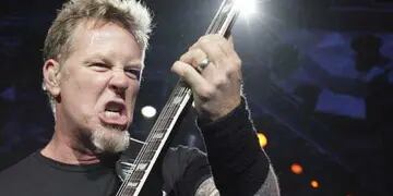 METÁLICO. James Hetfield, de Metallica, durante su show en el Orfeo.
