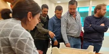 Productores de cítricos de Entre Ríos visitaron la bioplanta del Iscamen