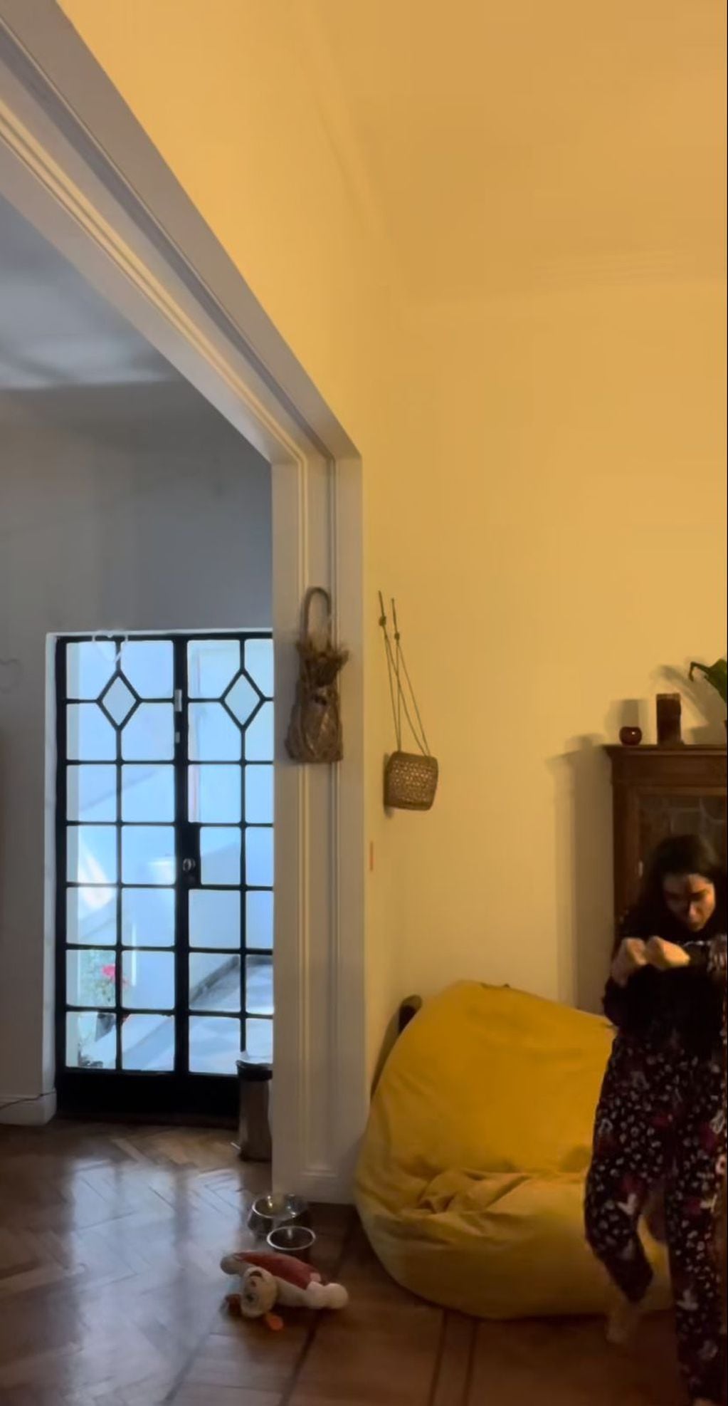 Así es la casa de María Becerra. Captura del video.