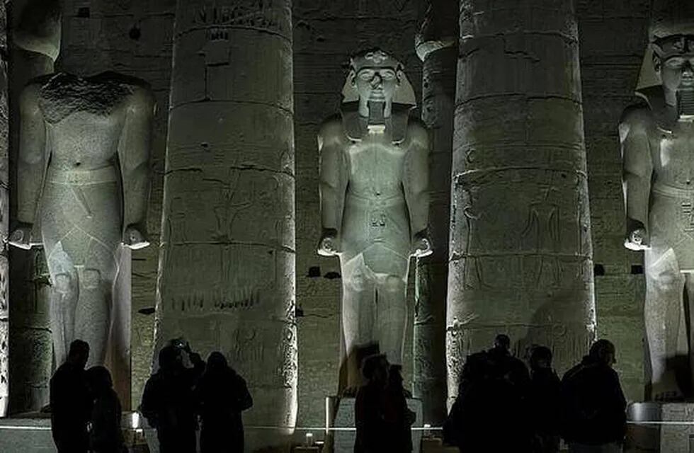 Hallaron la tumba faraónica del "guardián del dios Amón" en Egipto 