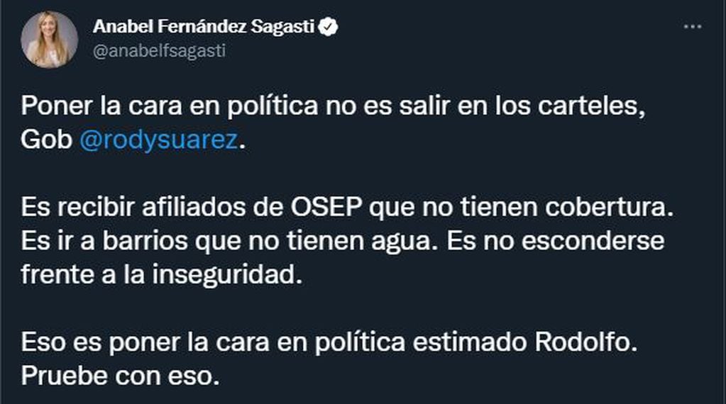 La senadora nacional Anabel Fernández Sagasti cargó contra el gobernador Rodolfo Suárez por Twitter.