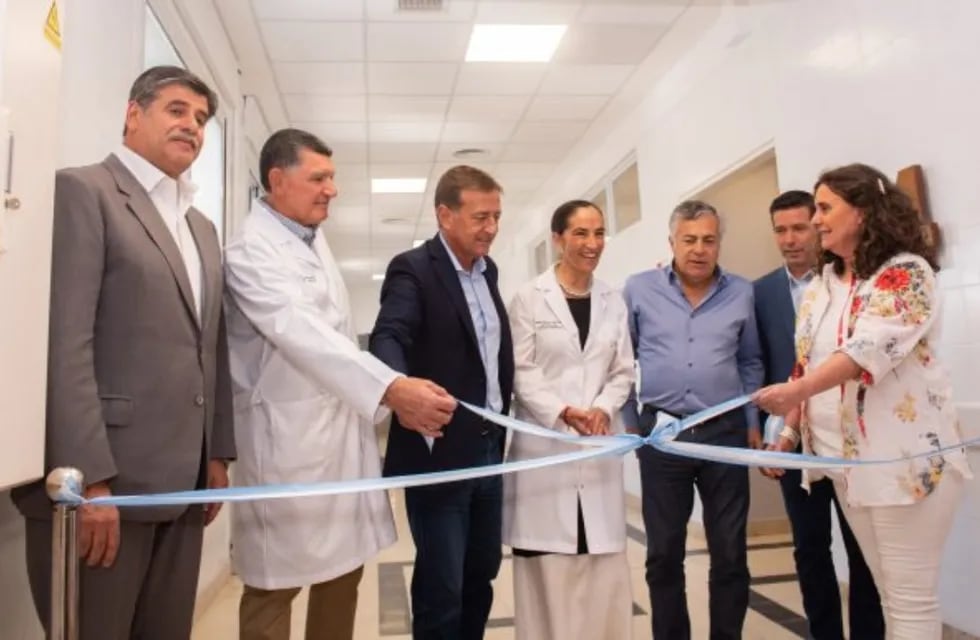 Inauguraron el Centro de Trasplante de Médula Ósea del Hospital Central. Foto: Web
