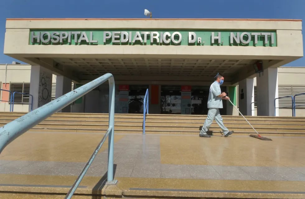 El hospital Notti cambió el perfil de atención frente a la pandemia y se convirtió en el hospital de referencia pediátrica de toda el área metropolitana. Foto Orlando Pelichotti