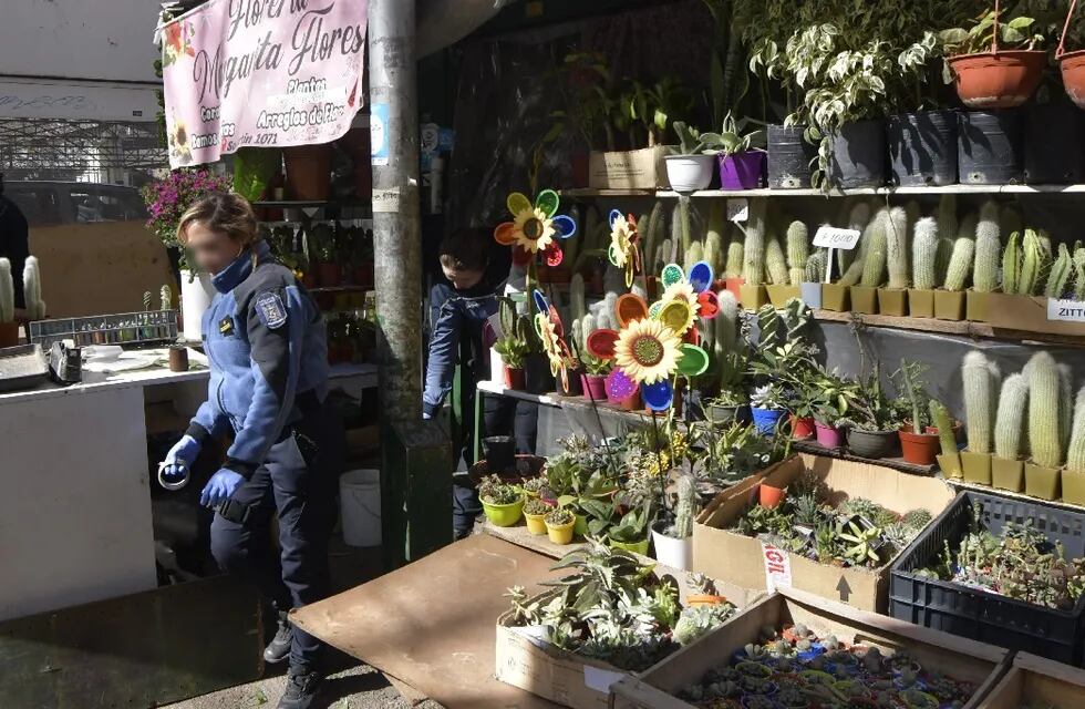 El pasado 14 de agosto, la florería céntrica fue blanco de delincuentes. Esta madrugada, también. | Foto: Orlando Pelichotti / Los Andes