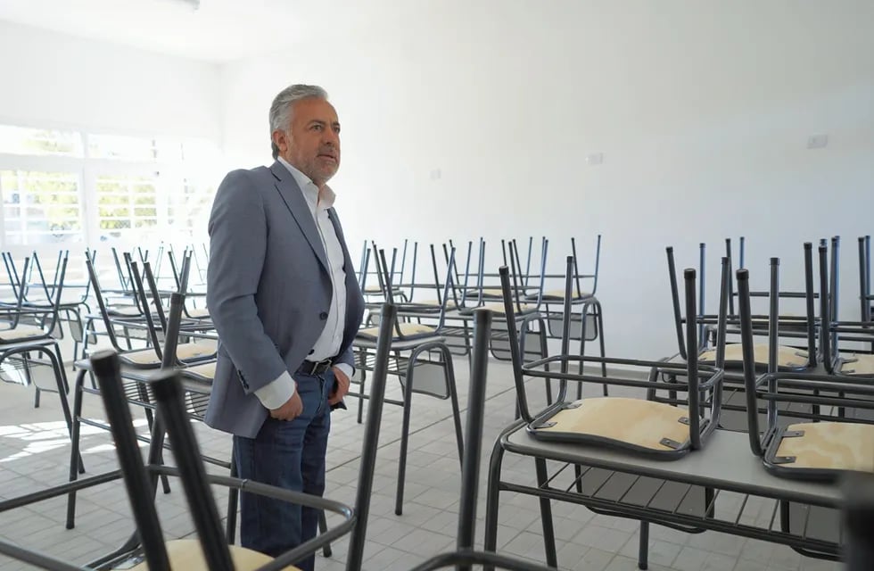 Alfredo Cornejo inauguró la ampliación de una escuela en Maipú. Foto: Prensa Mendoza