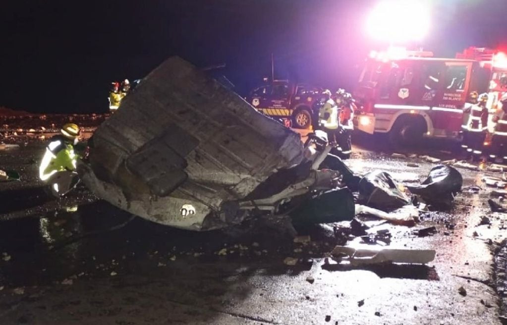 Camionero argentino volcó y murió en los Caracoles de Chile - Gentileza / Los Andes Online 