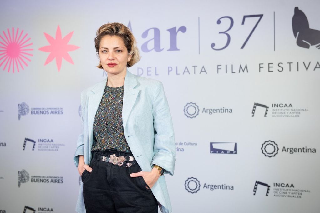 Dolores Fonzi antes de la presentación de "Las Fiestas", su nnuevo filme (Prensa).