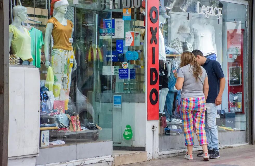 Los consumidores se orientaron a hacer sus compras en rubros con descuentos y cuotas sin interés.
foto: Los Andesa