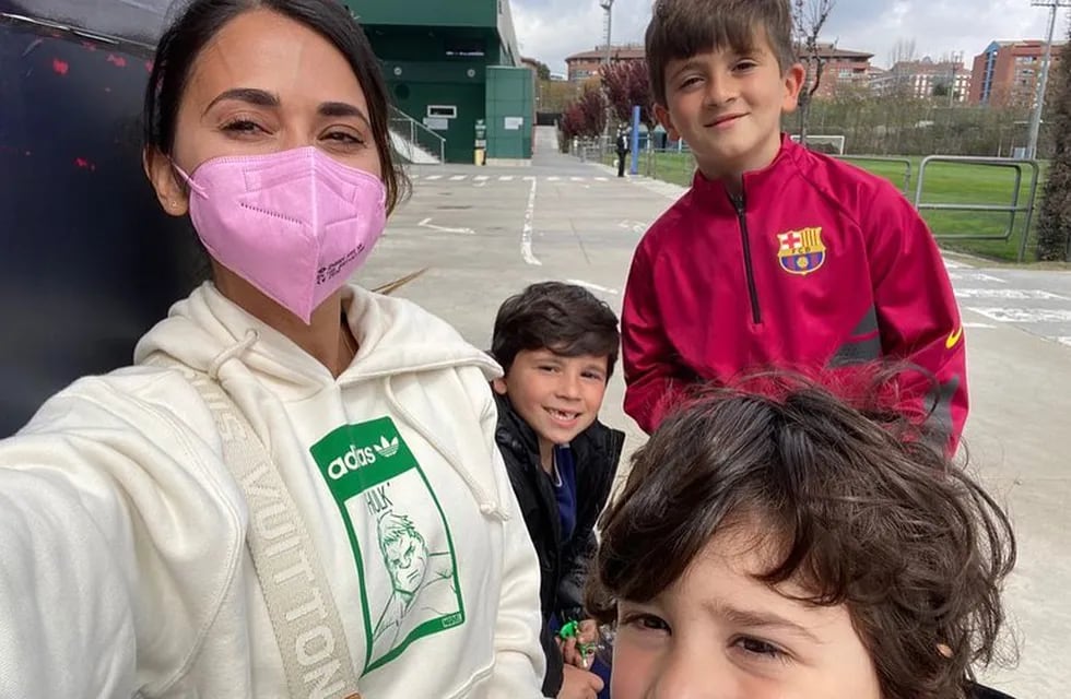 Antonela Roccuzzo compartió fotos con sus hijos Thiago, Mateo y Ciro Messi luego de su llegada al país con su esposo Lionel, quien disputará la Copa América 2021.
