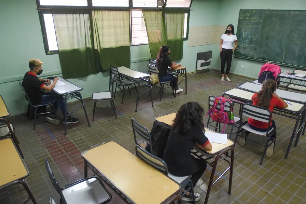 Las aulas de Mendoza podrán tener prendidas las estufas por las bajas temperaturas
