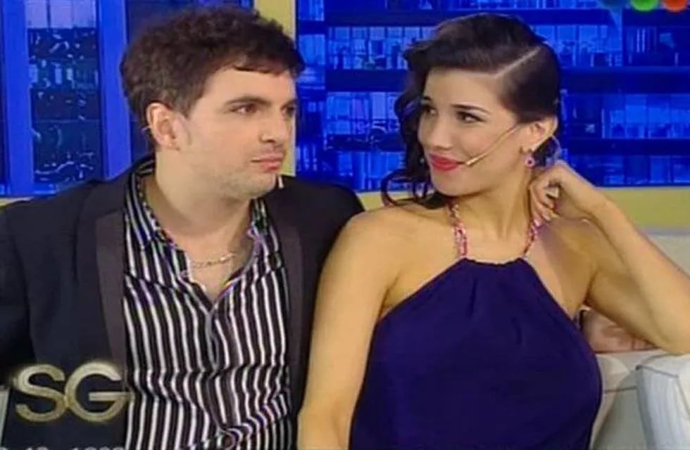 Ale Sergi y Andrea Rincón anunciaron su boda en el living de Susana