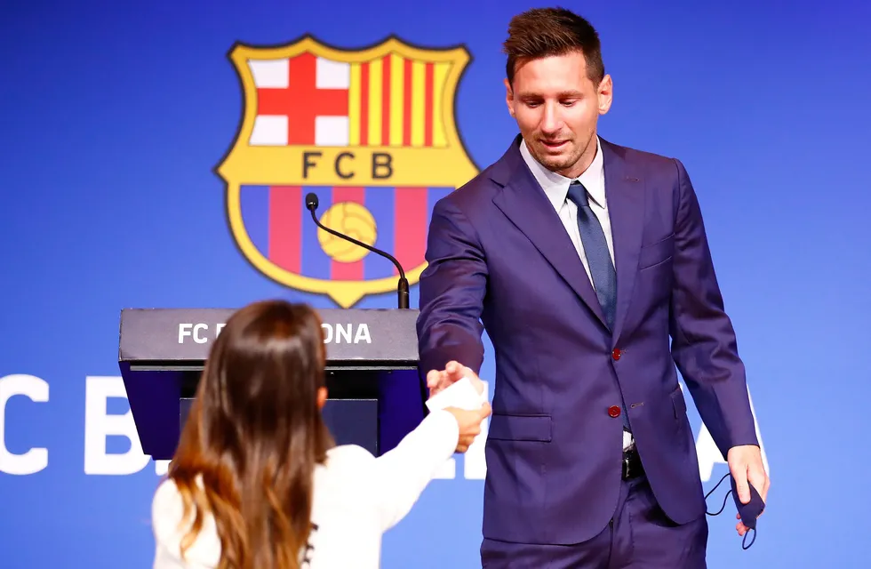 Antonella Roccuzzo es el sostén de Lionel Messi y lo demostró durante la conferencia de prensa de despedida.