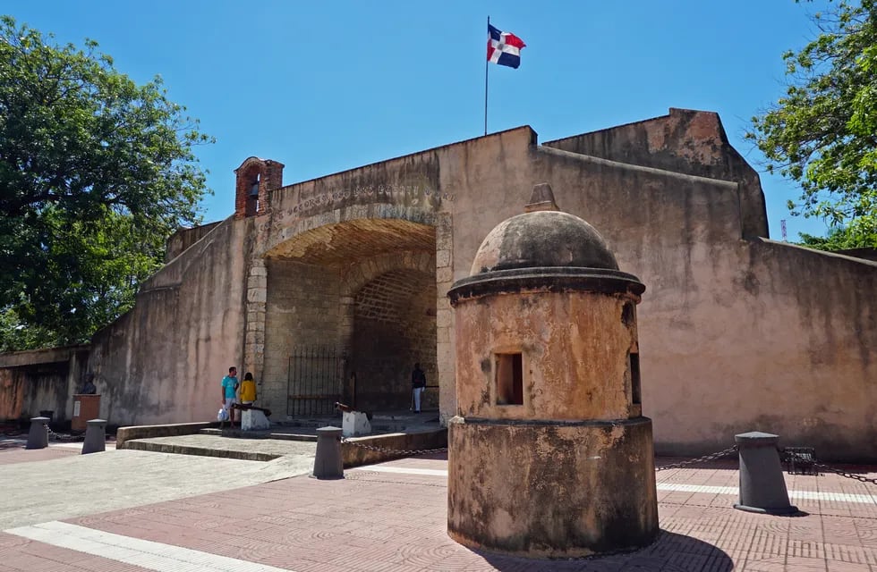 Santo Domingo: historia, cultura y naturaleza