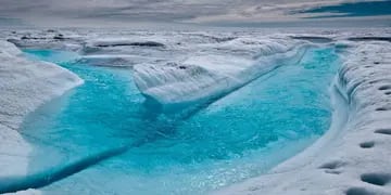 Groenlandia experimenta una ola de calor sobre los 15°C que produce un deshielo masivo de sus glaciares