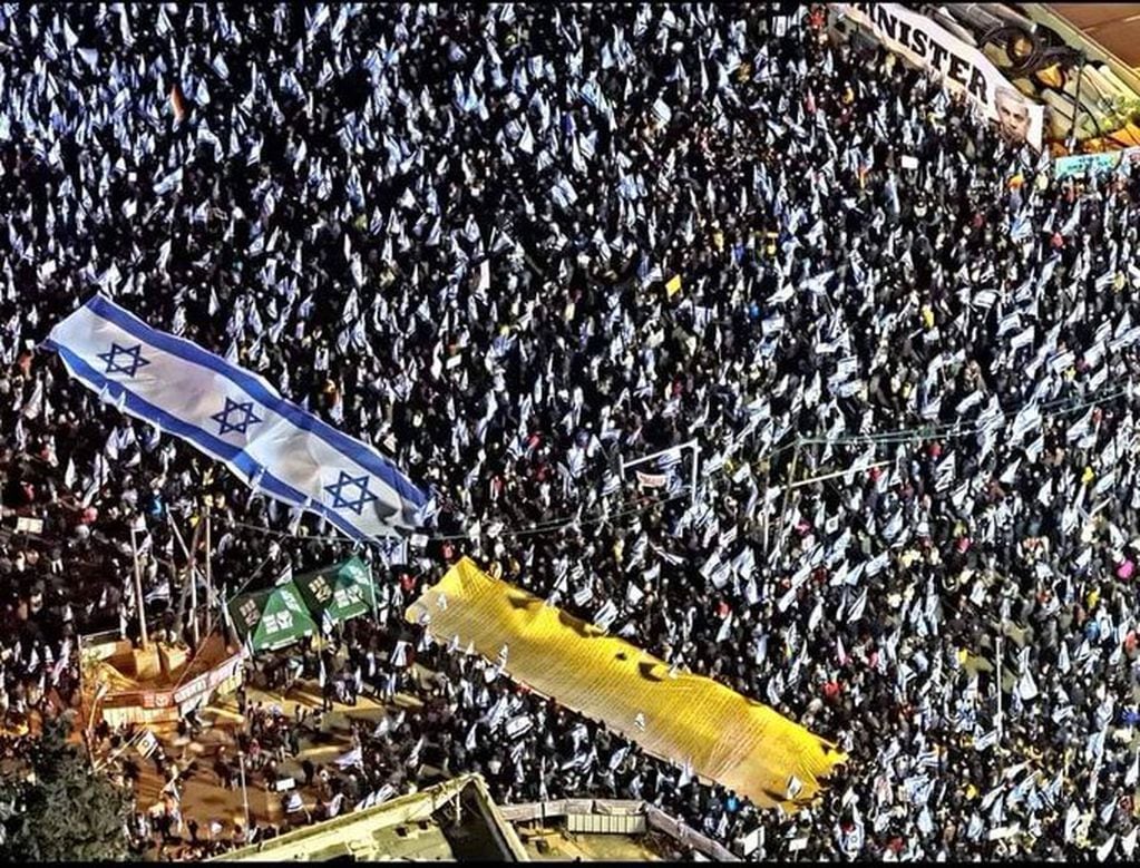 Multitudinarias protestas en Israel contra la reforma judicial del gobierno de Benjamin Netanyahu.