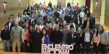 Reunión del Frente Joven en Mendoza