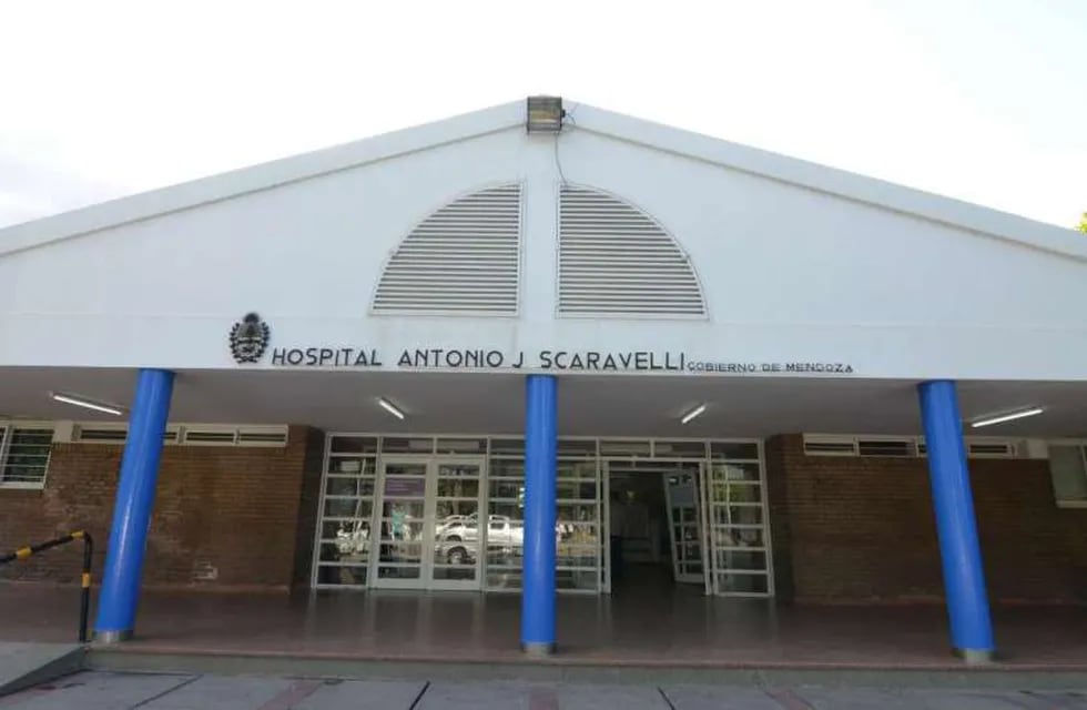Los médicos del Scaravelli confirmaron el fallecimiento del hombre que sufrió un infarto.