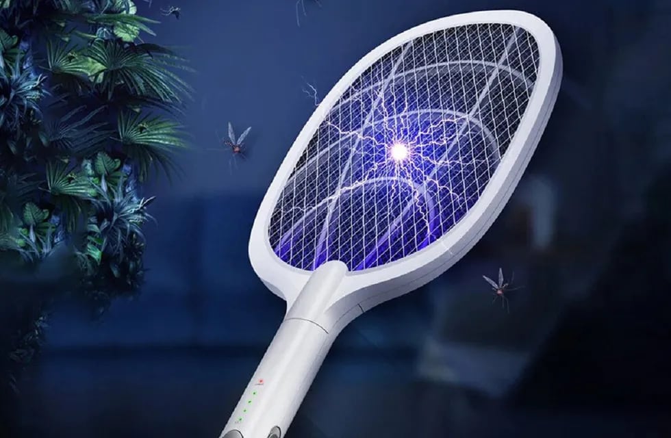 Cuánto sale la raqueta matamosquitos eléctrica que es furor en Argentina (Web)