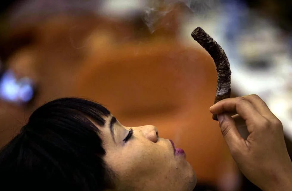 Tras la apertura, el Festival del Habano reúne a fumadores del mundo