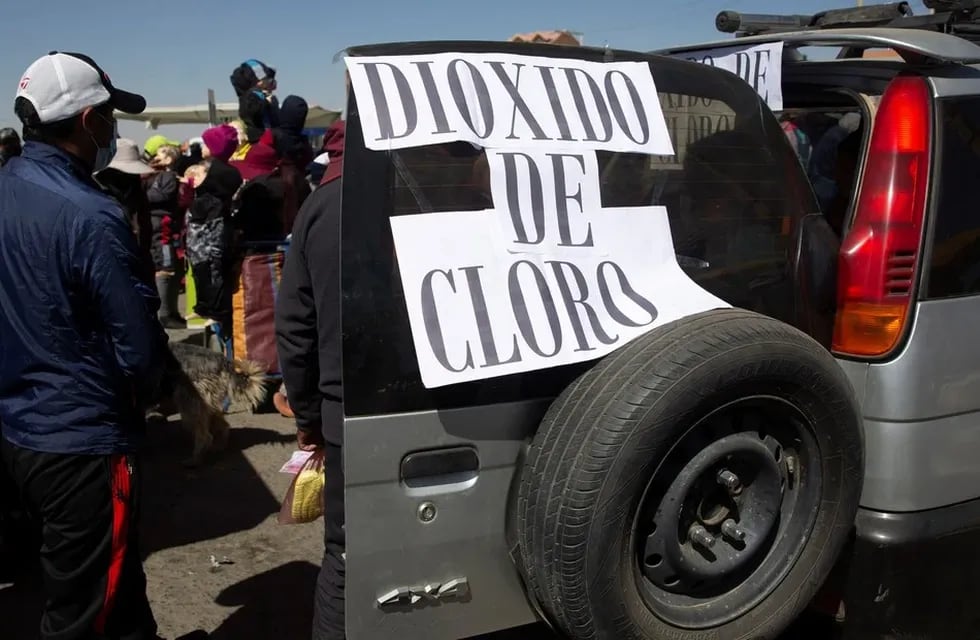El parlamento boliviano aprobó la venta de dióxido de cloro para usar como tratamiento contra la covid-19.