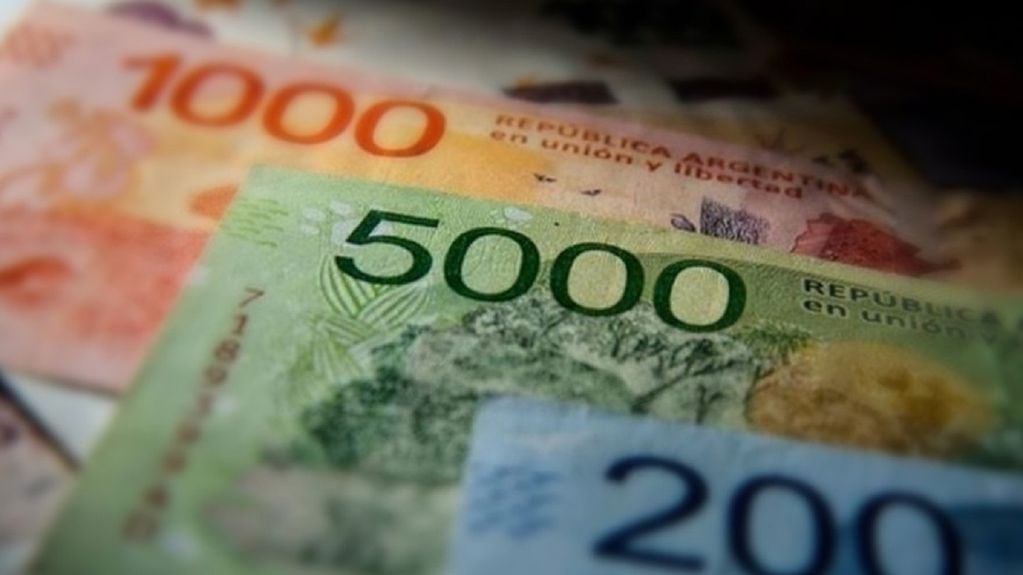 La Casa de la Moneda imprimió menos billetes de 500 y de 200.