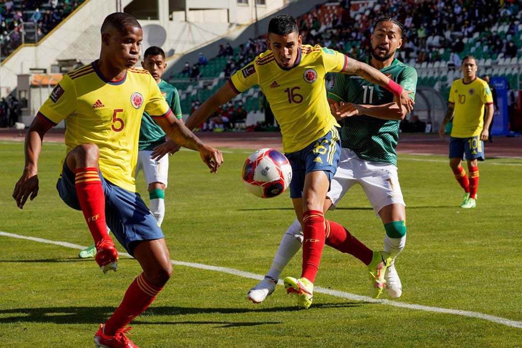 La Selección de Colombia domina el historial contra Bolivia con 8 victorias, 4 empates y 1 derrota.