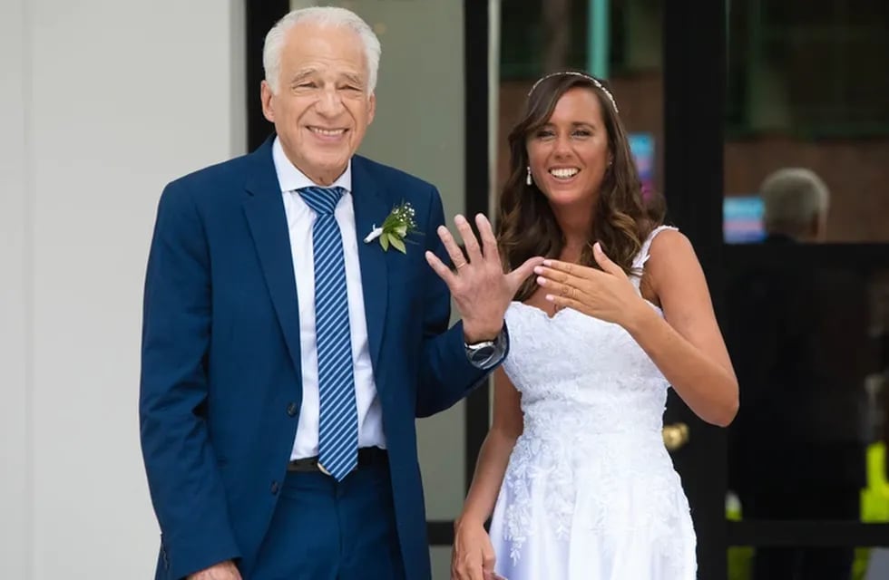 Alberto Cormillot se casó con Estefanía Pasquini, su novia 48 años menor