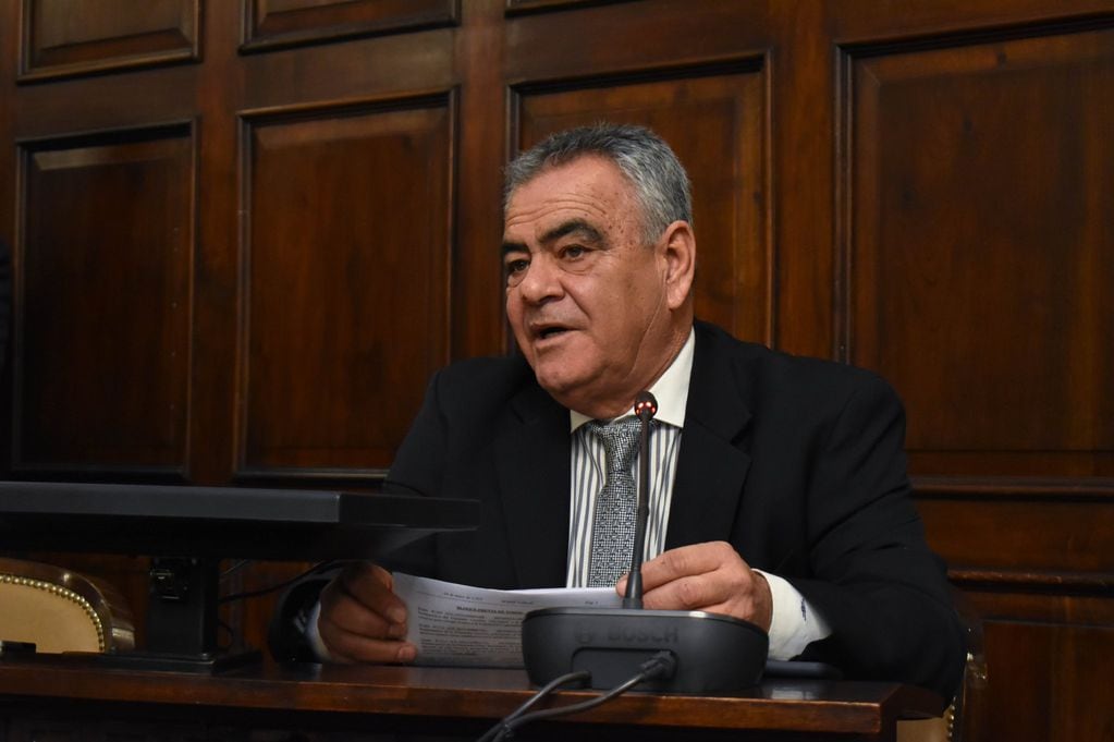 El diputado lavallino Edgardo González asumió la vicepresidencia segunda de la Cámara de Diputados.