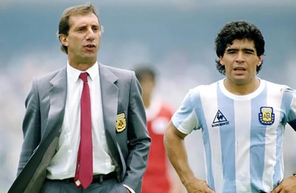 Carlos Bilardo y Diego Maradona tenían una amistad de años. La familia del doctor prefirió ocultarle la muerte del 10 por su delicado estado de salud.