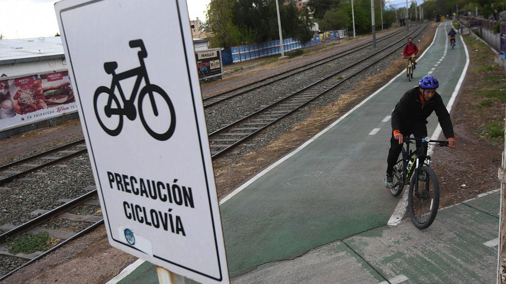 Ciclovía, Sistema municipal de bicicletas  de Godoy Cruz y Capital, se unificarán para formar parte de la provincia
Foto: José Gutierrez / Los Andes