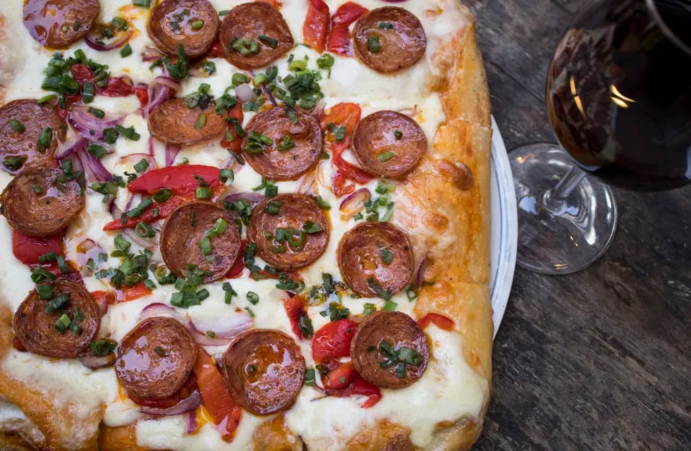La pizza argentina obtuvo un puesto destacado en el mundial celebrado en Italia. Imagen ilustrativa.