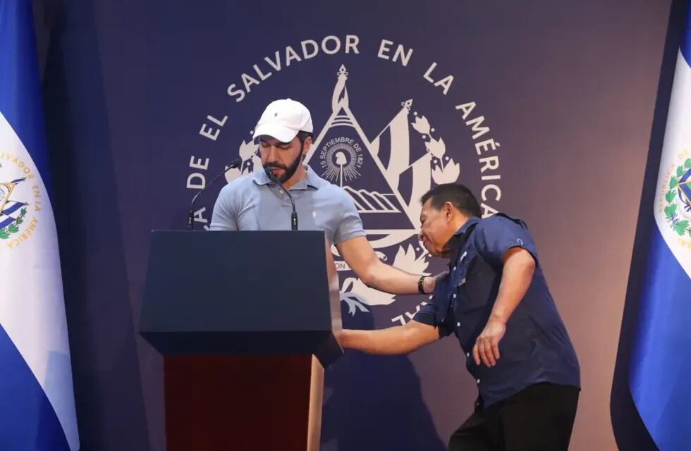 El presidente de El Salvador se proclamó ganador con el 85% de los votos. EFE.