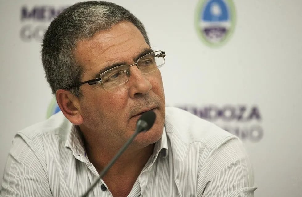 Federico Chiapetta, subsecretario de Deportes de Mendoza, le contestó a los deportistas enojados por la suspensión de actividades entre regiones.