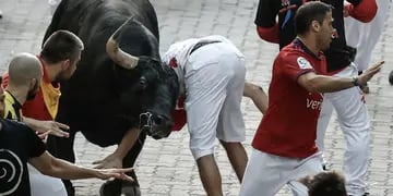 Un hombre recibió una cornada en el escroto durante las fiestas en San Fermín