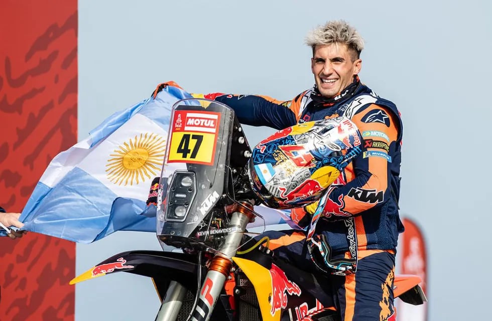 Benavides, bicampeón del Rally Dakar.