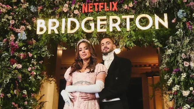 La falsa boda de Nico Occhiato y Flor Jazmín Peña a lo Bridgerton en el Colón