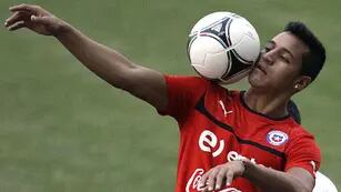 Alexis Sánchez, figura del Barcelona, es la esperanza de Chile para ser puntero de las Eliminatorias. (Foto: AP)