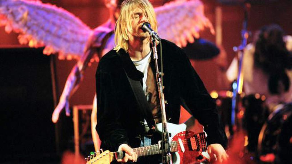 Kurt Cobain, retratado durante el show documentado en 'Live and loud'. 