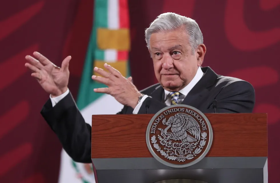 El oficialismo tiene más chances de ganar en México, sostenido en la imagen del presidente Andrés Manuel López Obrador. Foto: EFE / Sáshenka Gutiérrez