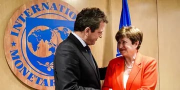 El FMI aprobó el desembolso por 7.500 millones de dólares para Argentina