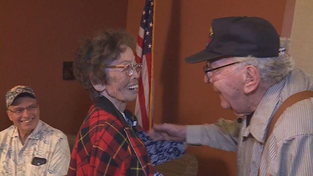 Un veterano de guerra de EEUU se reencontró con su antigua amada de Japón tras 70 años de búsqueda