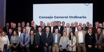 Reunión del Consejo General Ordinario de la UIA (Unión Industrial Argentina) en Mendoza