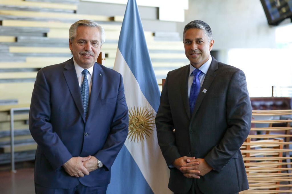 Alberto Fernández y Shilpan Amin, titular de General Motors Internacional - Corresponsalía