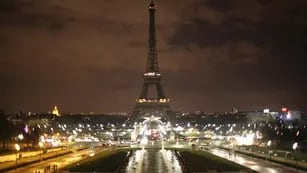 EIFFEL. Es el punto turístico por excelencia en Paris (AP/Archivo).