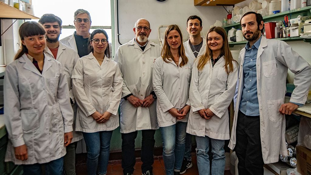 El equipo dirigido por el investigador del CONICET Emilio Malchiodi fue distinguido por un proyecto que busca desarrollar una vacuna contra la enfermedad de Chagas. Foto: Verónica Tello / Conicet.