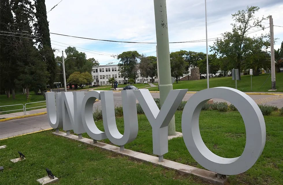 La Universidad Nacional de Cuyo se posiciona entre las mejores de América Latina. / Foto: José Gutiérrez / Los Andes